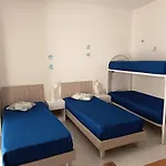 Дом отдыха Sea Wind Вьесте